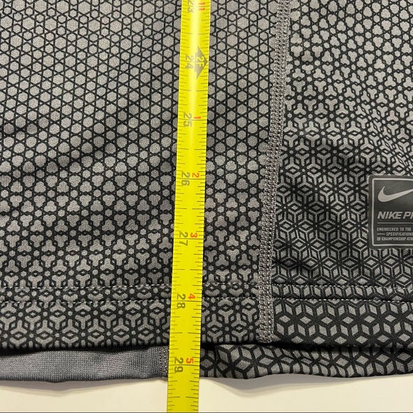 Nike Pro Hyperwarm Fitted Long Sleeve Size Large Gray Green - Picture 9 of 10